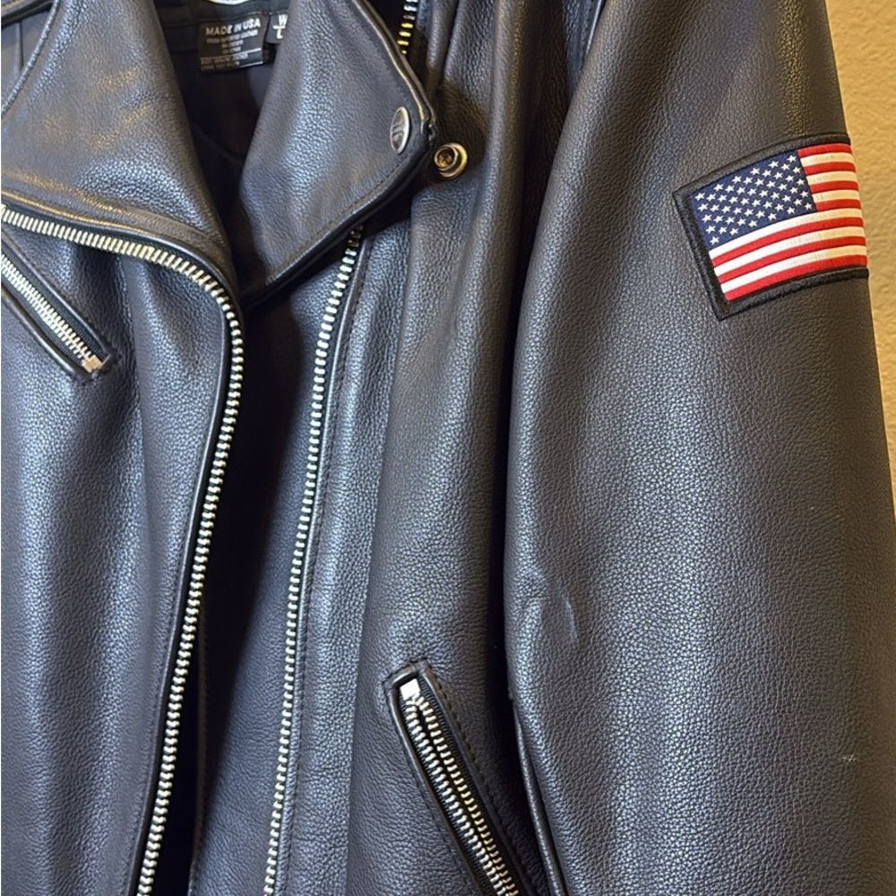 Harley-Davidson Black Leather Jacket with Flag Patch - Picture 6 of 7